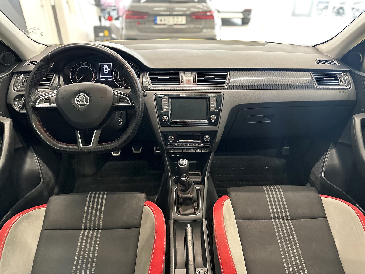 Škoda Rapid – bild 13