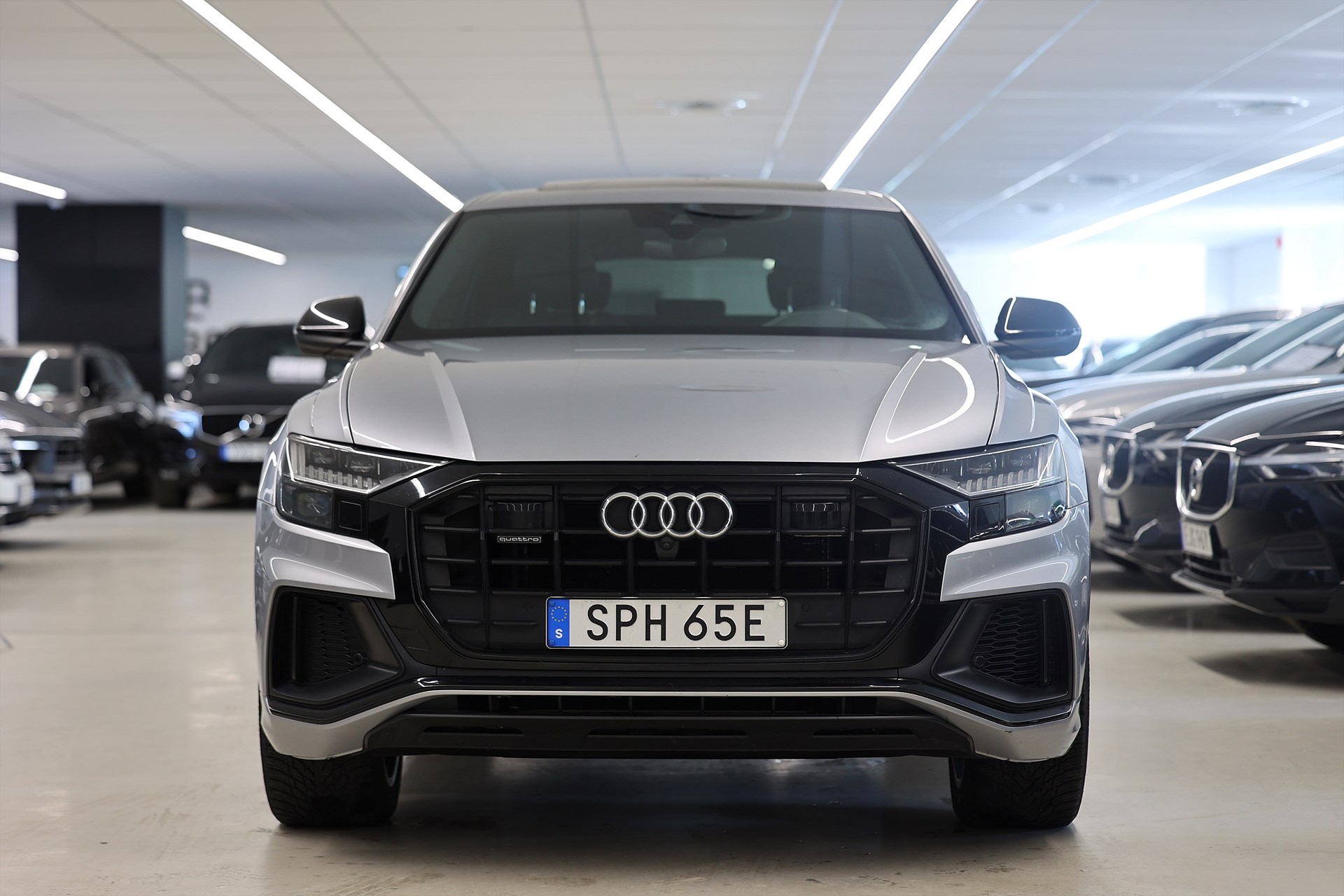 Audi Q8 50 TDI 286hk Q S-Line B&O 360-Kamera Pano Värmare Luftfjädring