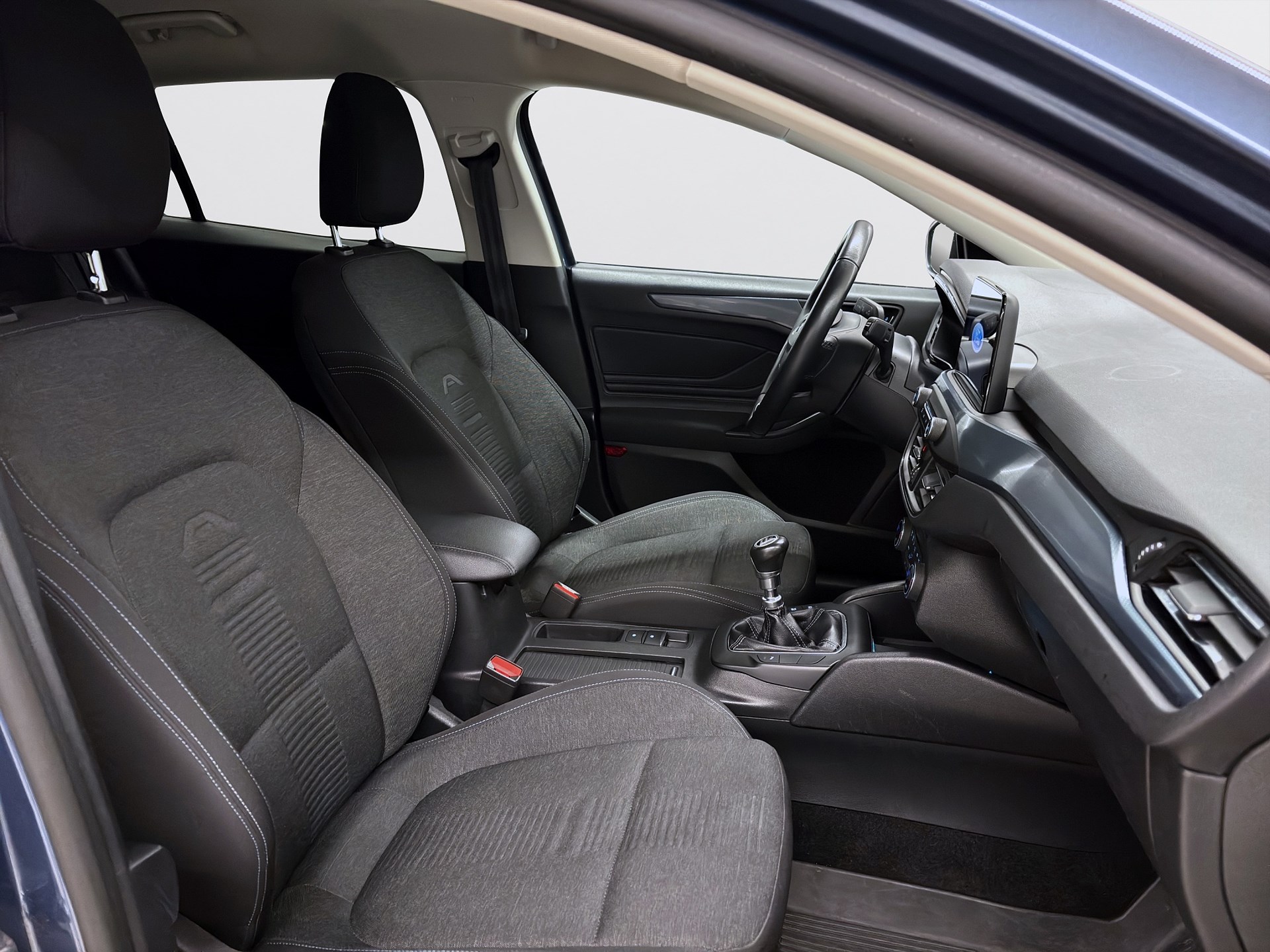 Ford Focus Kombi 125hk Active Keyless PDC 2 års garanti!