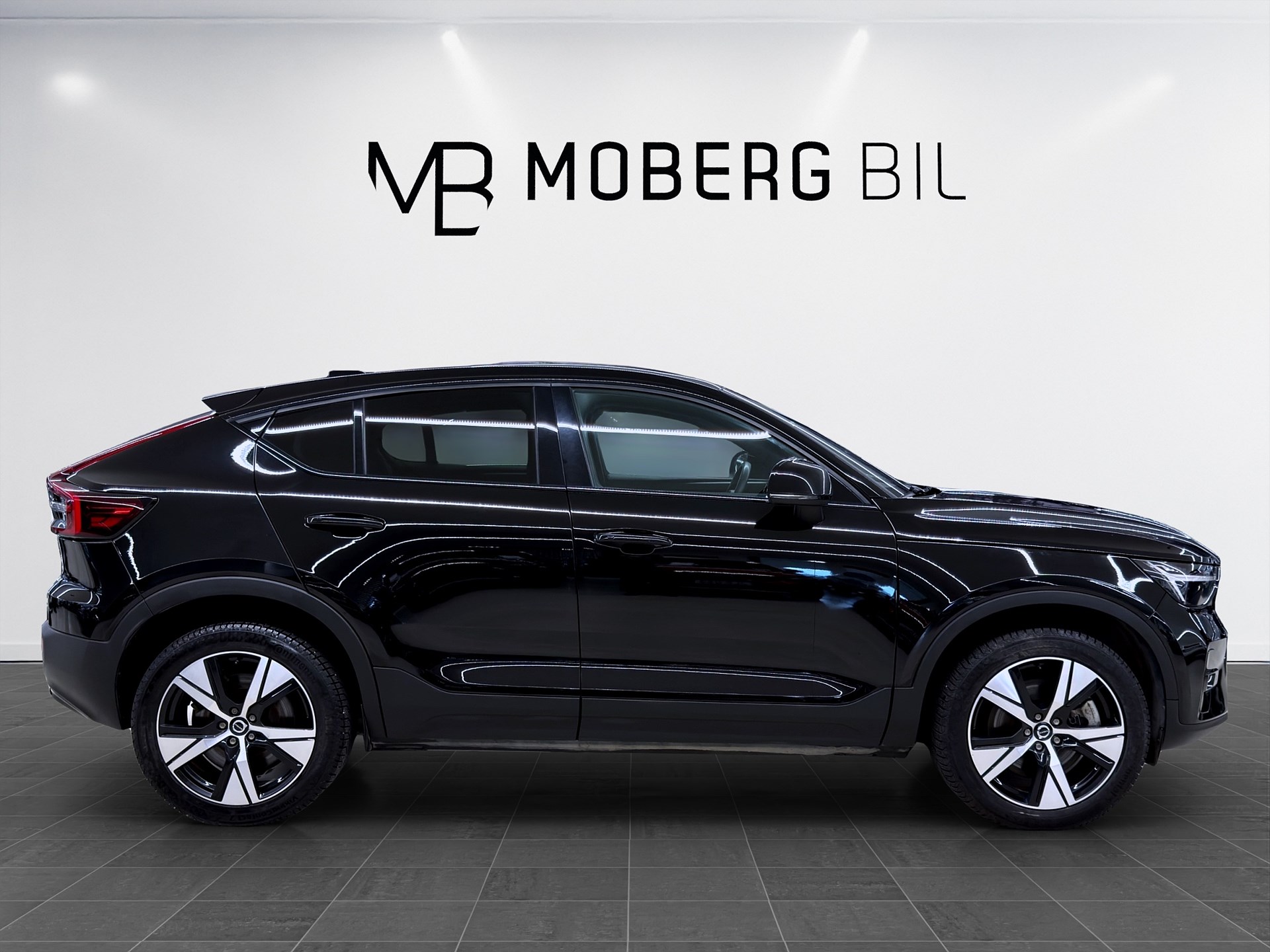 Volvo C40 Recharge 231hk Helg på Moberg! Plus Edition Drag Pano Navi B-Kamera