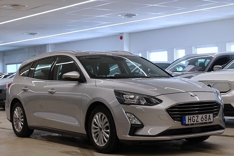 Ford Focus Kombi 1.0 125hk *Kampanj!* Keyless Navi PDC Carplay