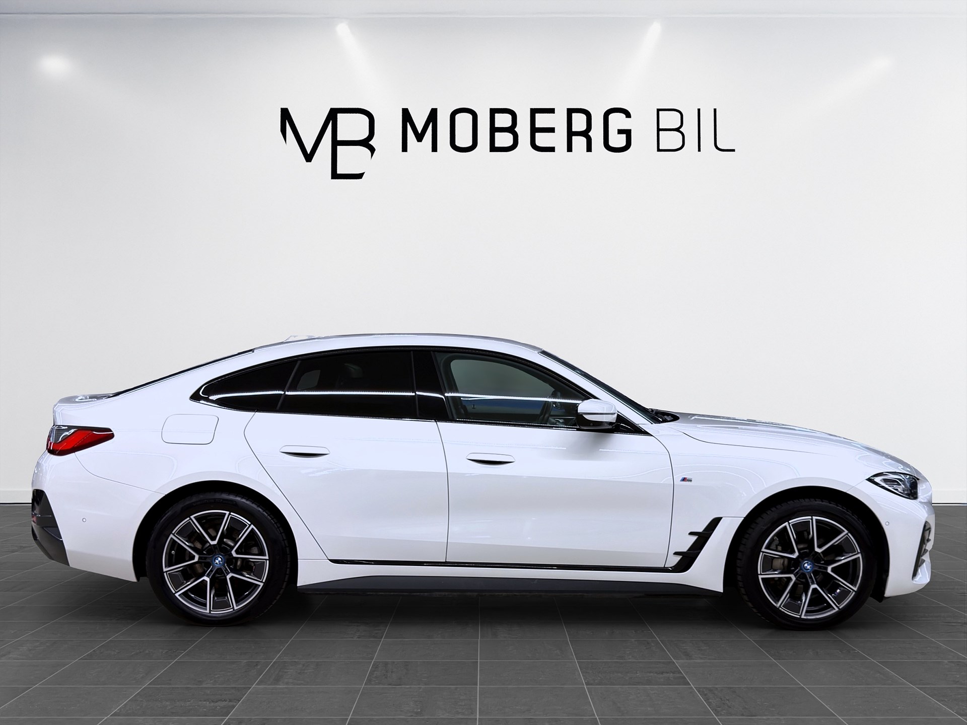 BMW i4 eDrive40 340hk Helg på Moberg! M Sport H&K 360 Läder