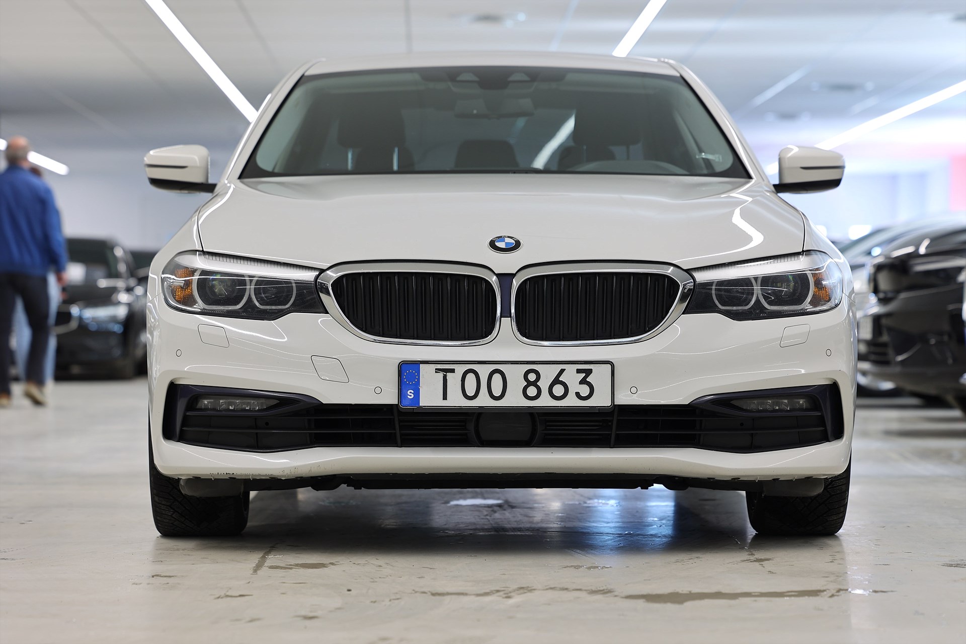 BMW 520d xDrive Sedan 190hk Sport Line Shadowline B-Kamera Drag