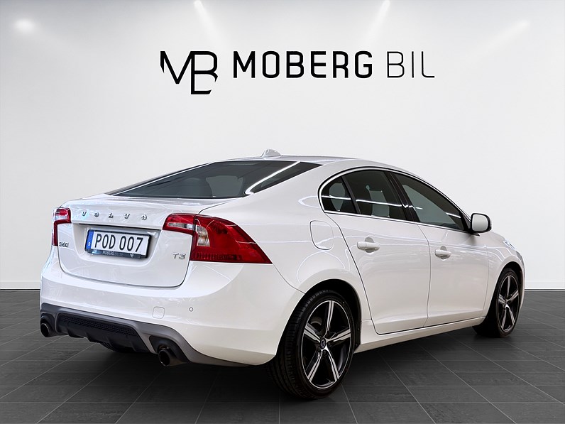 Volvo S60 T3 152hk Helg på Moberg! R-Design Värmare PDC