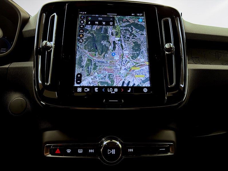 Volvo C40 Recharge 231hk Helg på Moberg! Plus Edition Drag Pano Navi B-Kamera