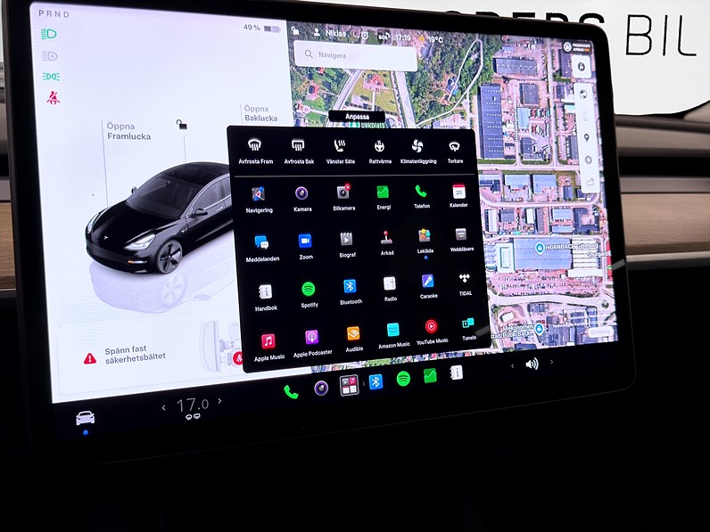 Tesla Model 3 Long Range 498hk AWD Pano Läder Navi B-Kamera