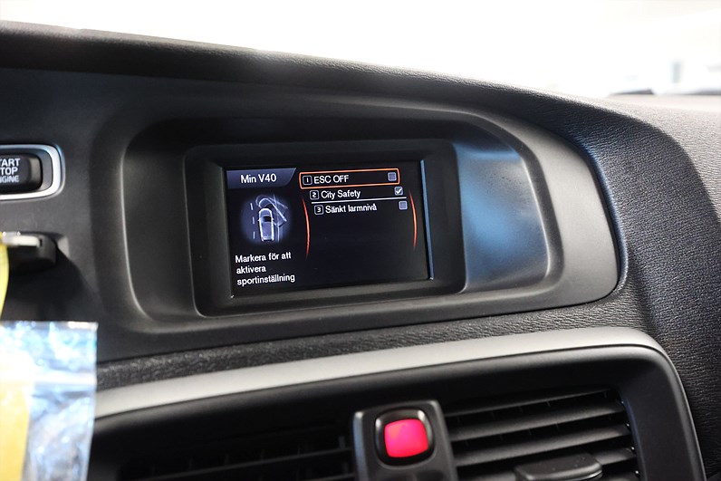 Volvo V40 D2 120hk Aut Värmare PDC Bluetooth