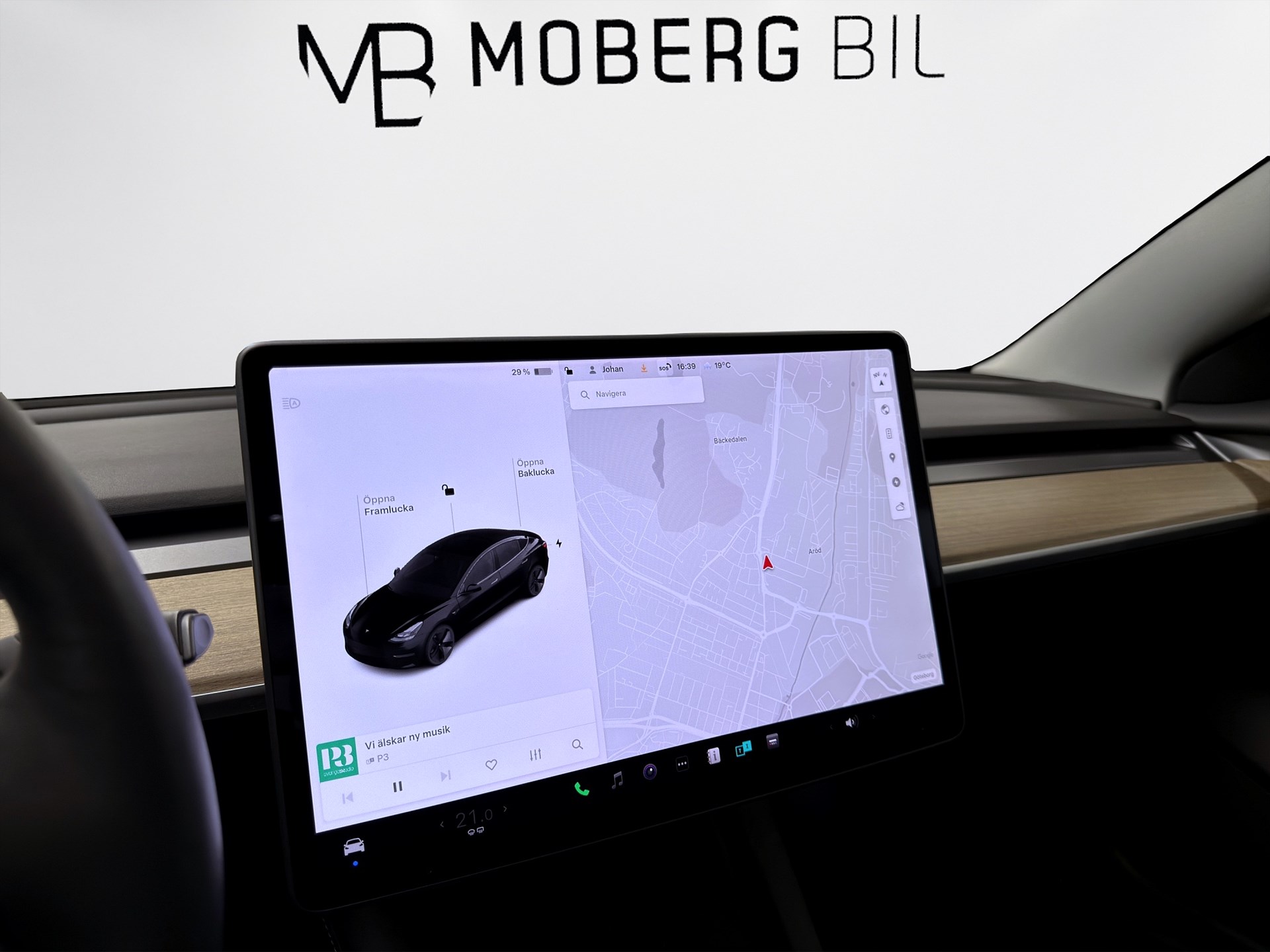 Tesla Model 3 Long Range 440hk Helg på Moberg! Pano Läder B-Kamera