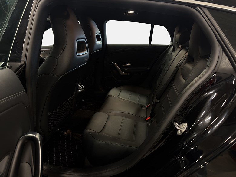Mercedes-Benz CLA 250 e Shooting Brake, Läder, Drag, Navi, Kamera 2022, svart – bild 18 av 26, begagnad hos Niber i Järfälla