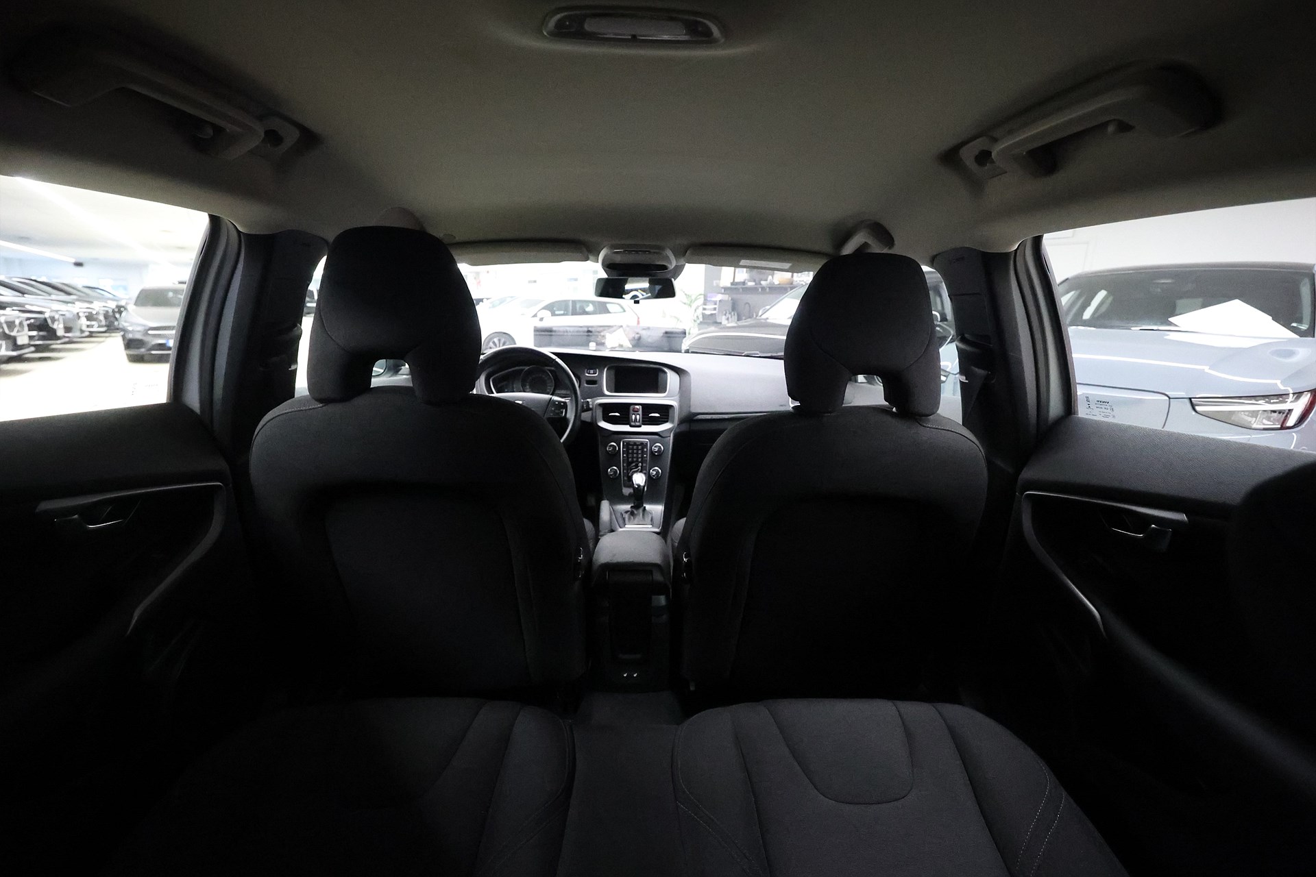 Volvo V40 Cross Country T3 152hk Kinetic Värmare LED Navi