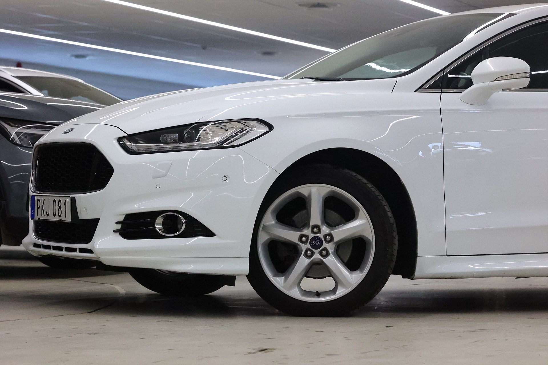 Ford Mondeo 2.0 TDCi 150hk Titanium Business Navi Keyless B-Kamera