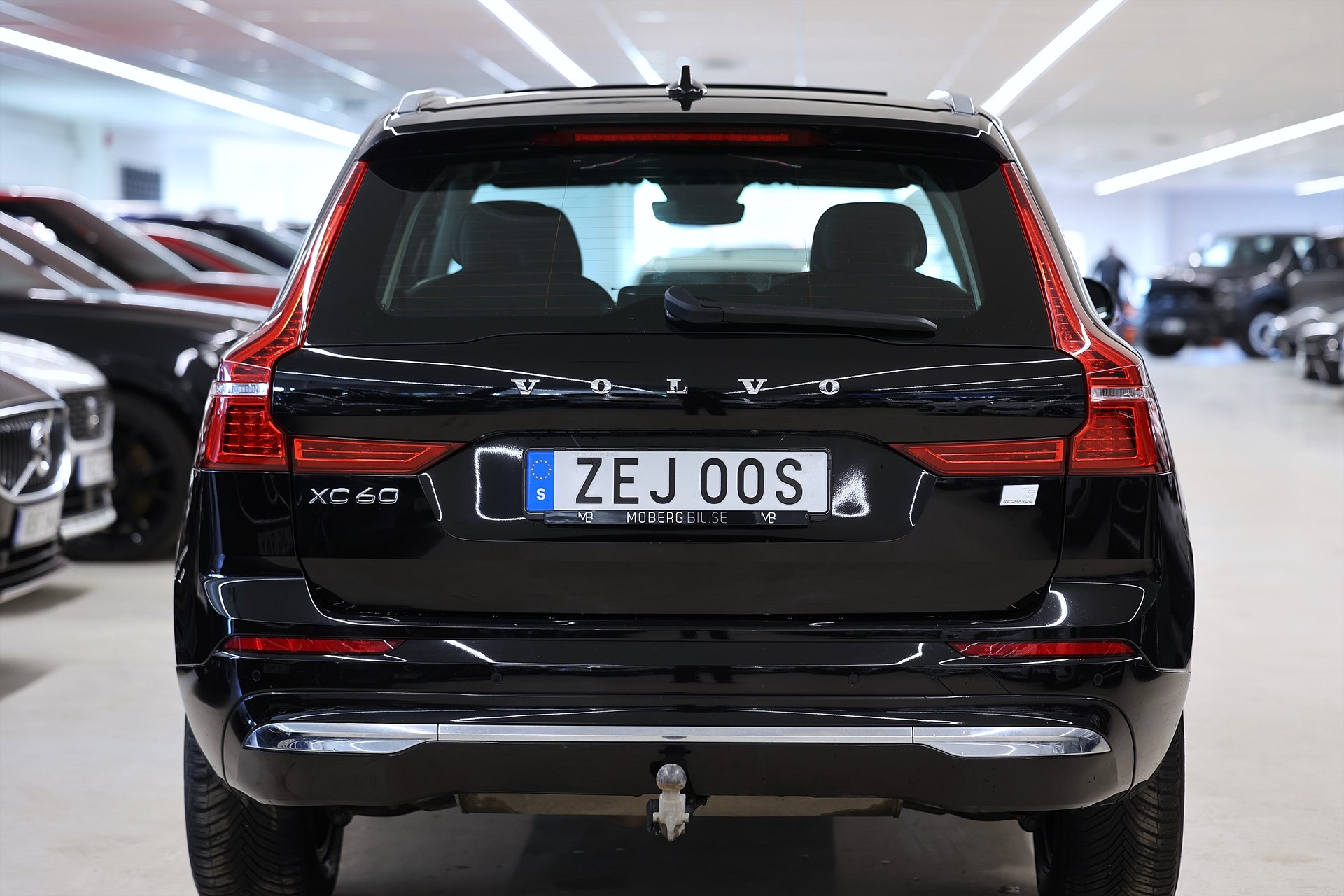Volvo XC60 Recharge T6 AWD 350hk Core Edition Pano Drag Keyless MOMS
