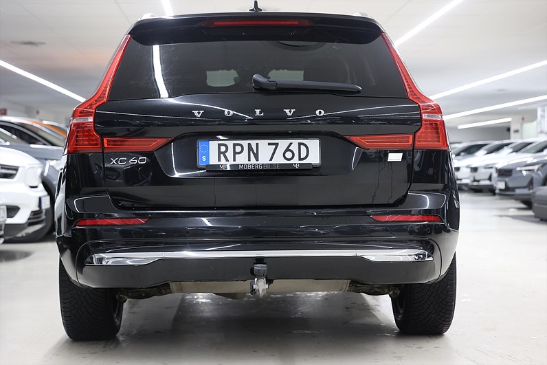 Volvo XC60 Recharge T6 AWD 350hk *Hjulkampanj!* Core Drag