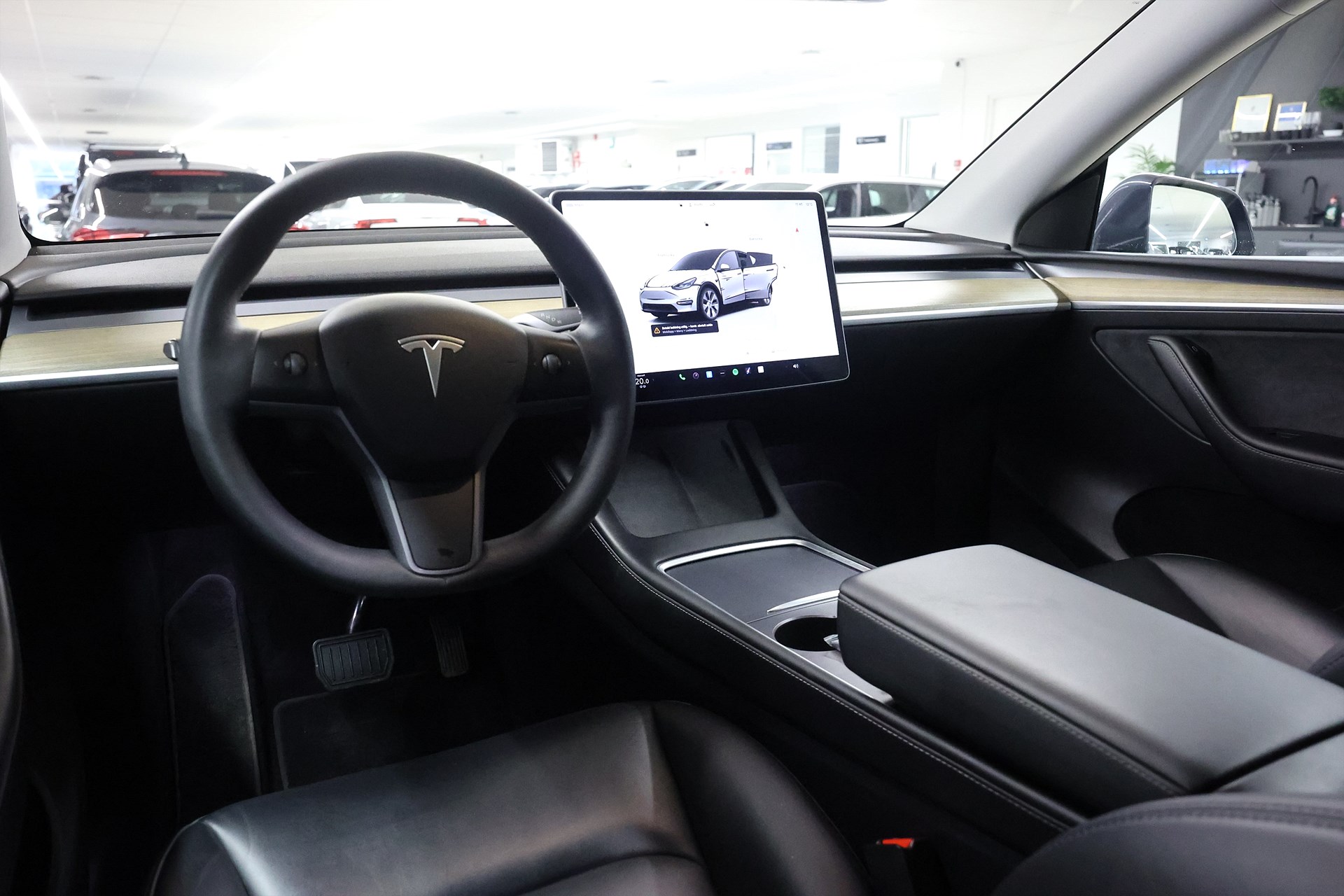 Tesla Model Y Long Range AWD 514hk Autopilot Pano Läder Navi