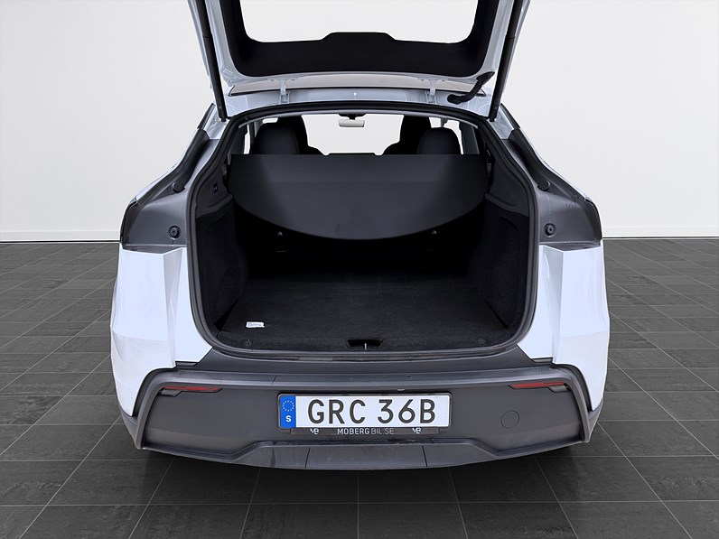 Tesla Model Y Long Range 514hk Helg på Moberg! Pano Läder B-Kamera