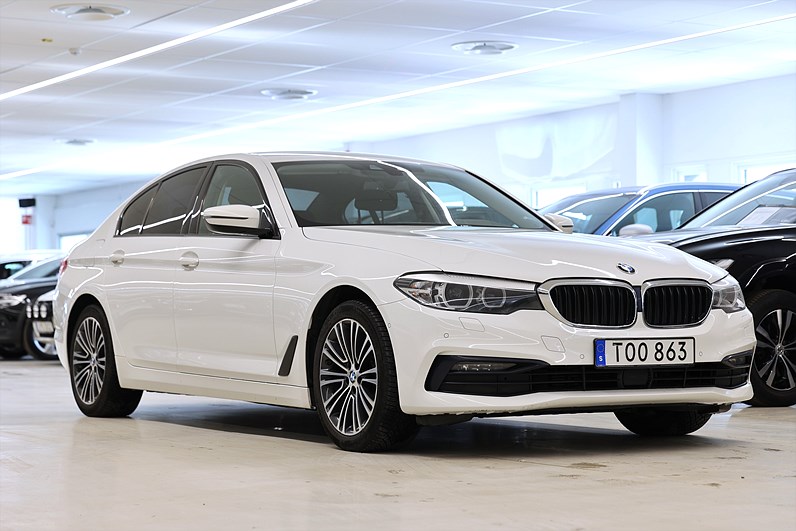 BMW 520d xDrive Sedan 190hk Sport Line Shadowline B-Kamera Drag