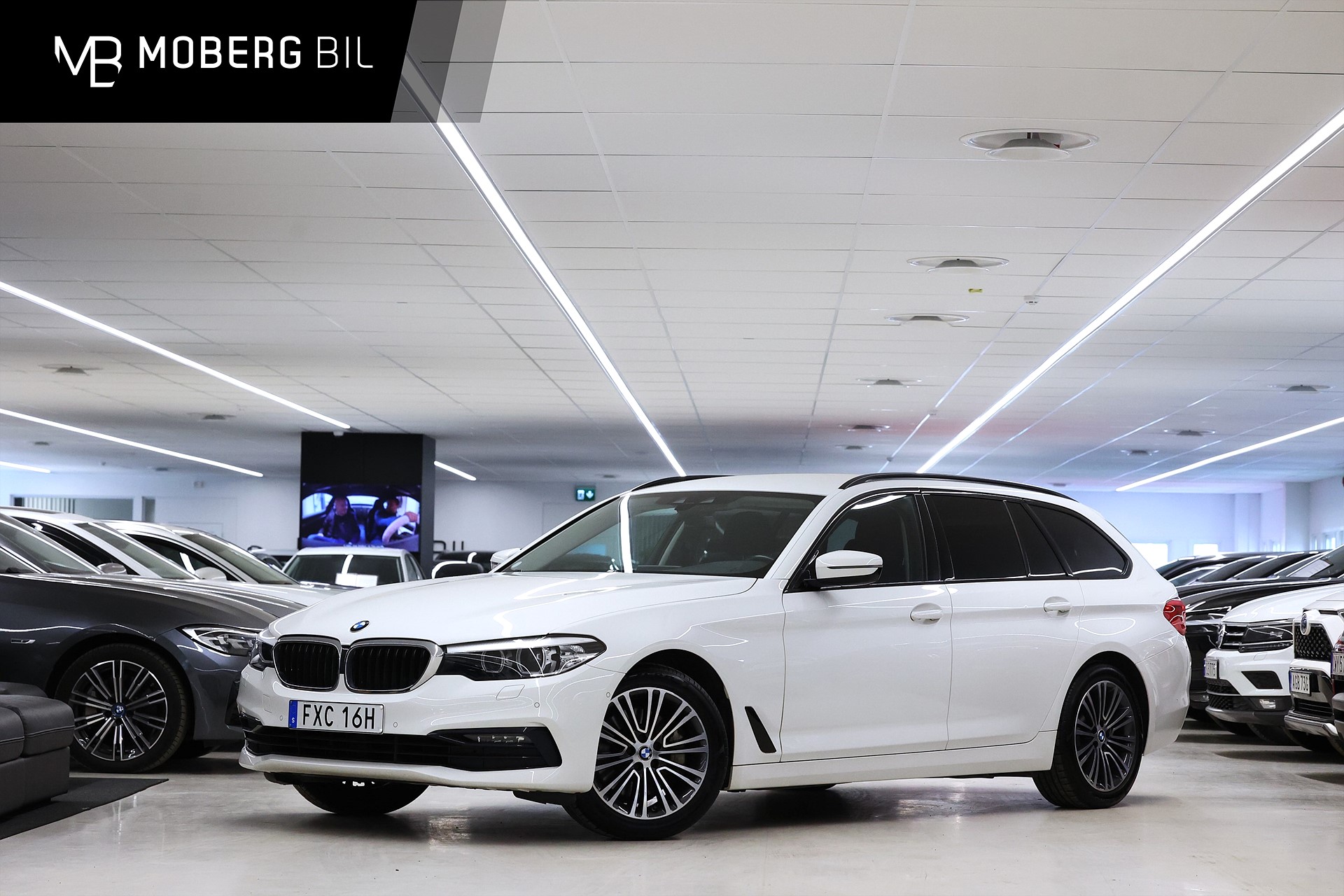 BMW 530i Touring 252hk Sport Line Shadow Hifi B-kamera Drag