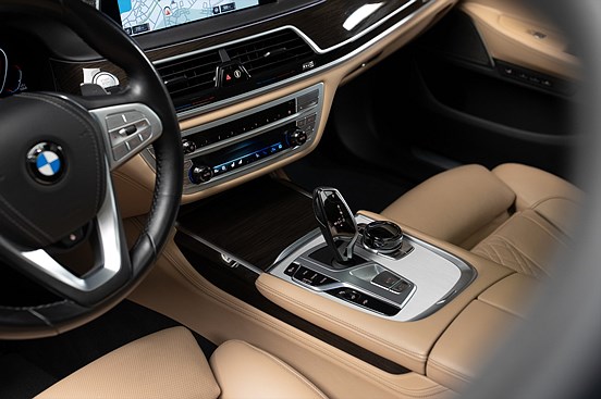 BMW 740d xDrive Lång - S.Jönsson Bil - 16