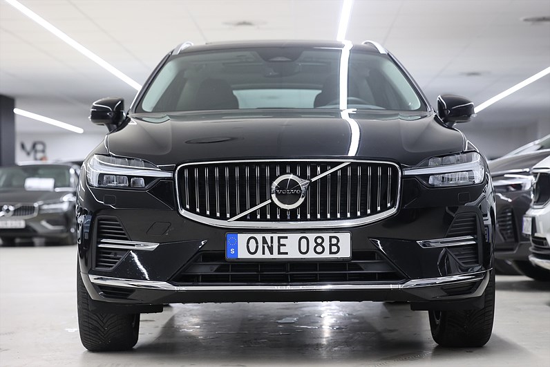 Volvo XC60 Recharge T6 AWD 350hk *Hjulkampanj!* Core Läder