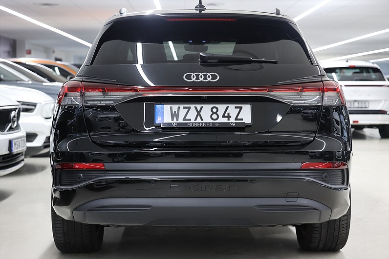 Audi Q4 40 e-tron 204hk *Hjulkampanj!* B-kamera Navi Värmare Black pkt