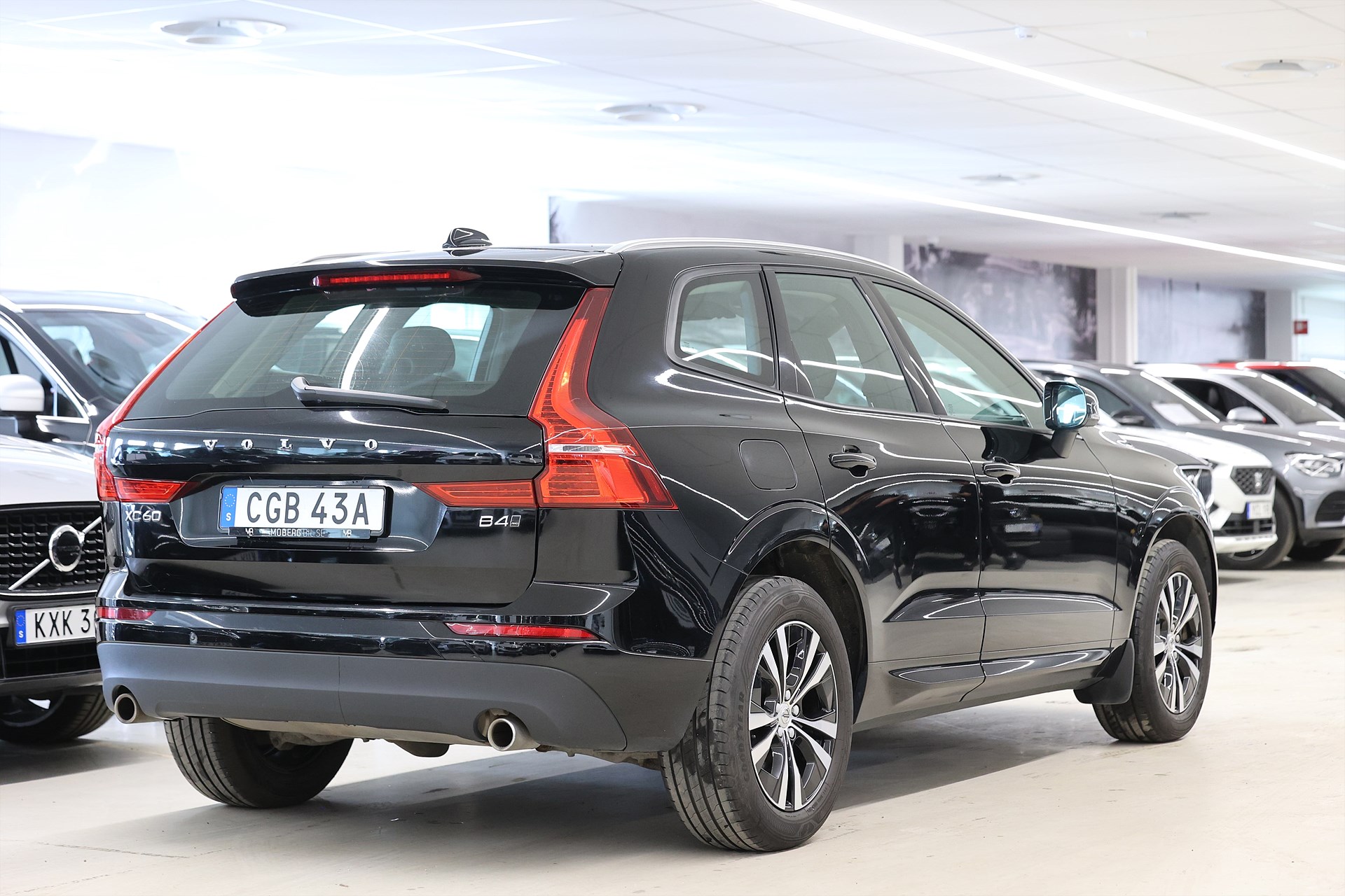 Volvo XC60 B4 AWD 197hk Advanced Edt Drag Värmare VOC MOMS