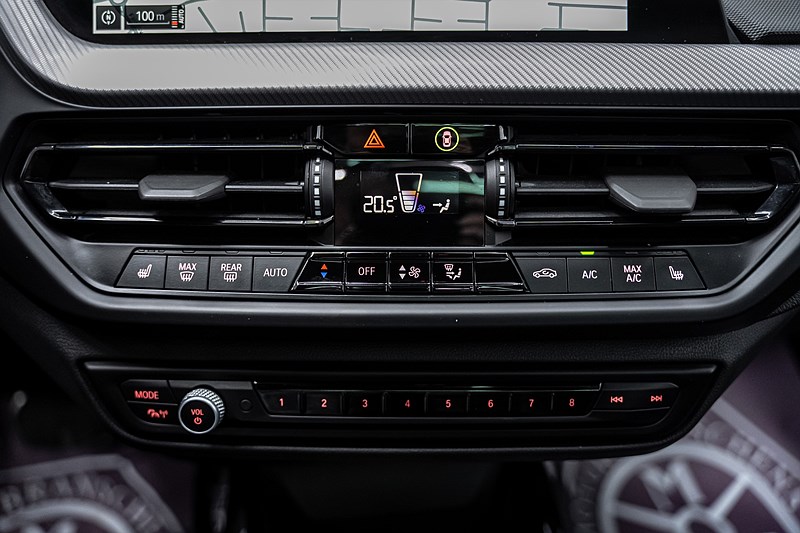 Bmw 118 2023 - miniatyr 21