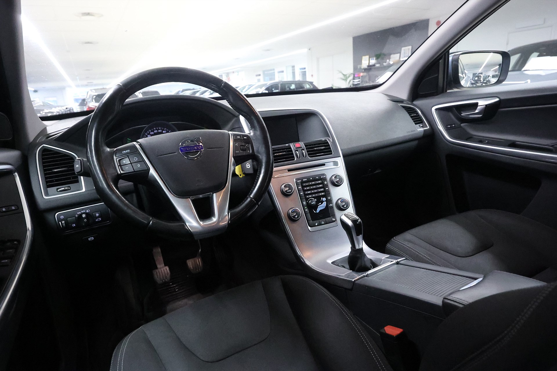 Volvo XC60 D3 150hk Classic Drag PDC Värmare