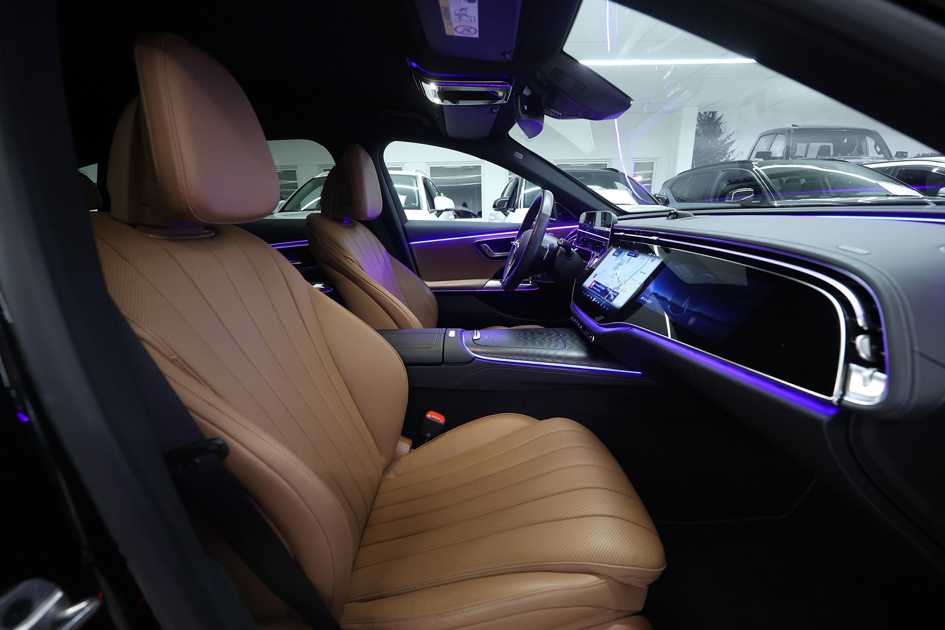 Mercedes-Benz E 300 d e 4MATIC All-terain 313hk *Hjulkampanj!* Hyperscreen SE SPEC