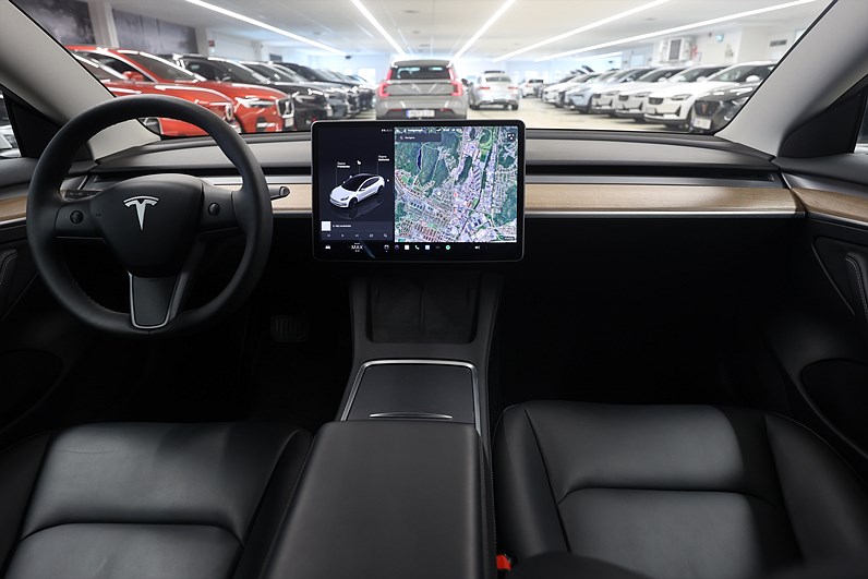 Tesla Model 3 Standard Range 283hk *Kampanj!* AP Pano Navi