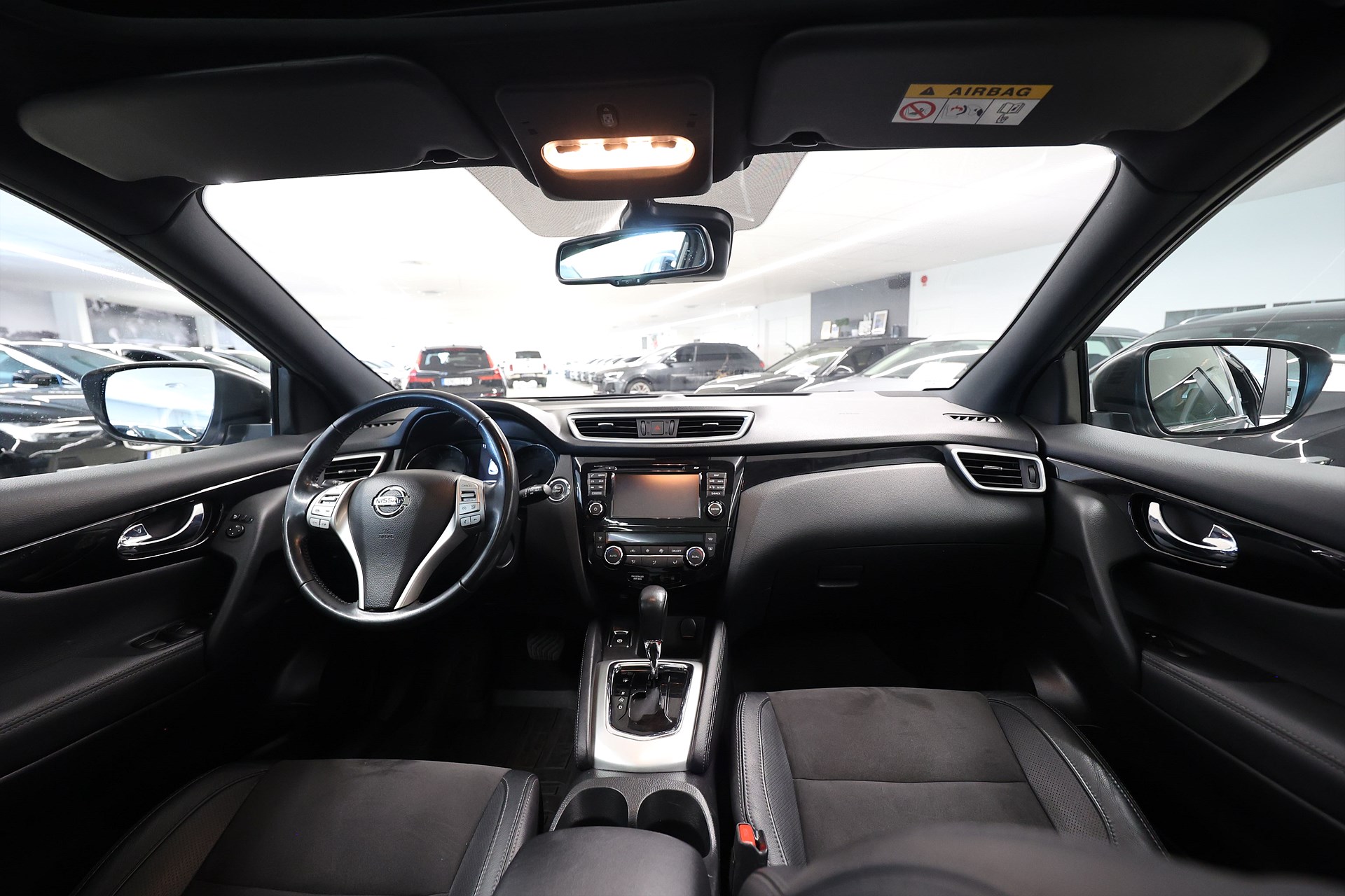 Nissan Qashqai 115hk N Vision Pano 360kam Drag Keyless Navi