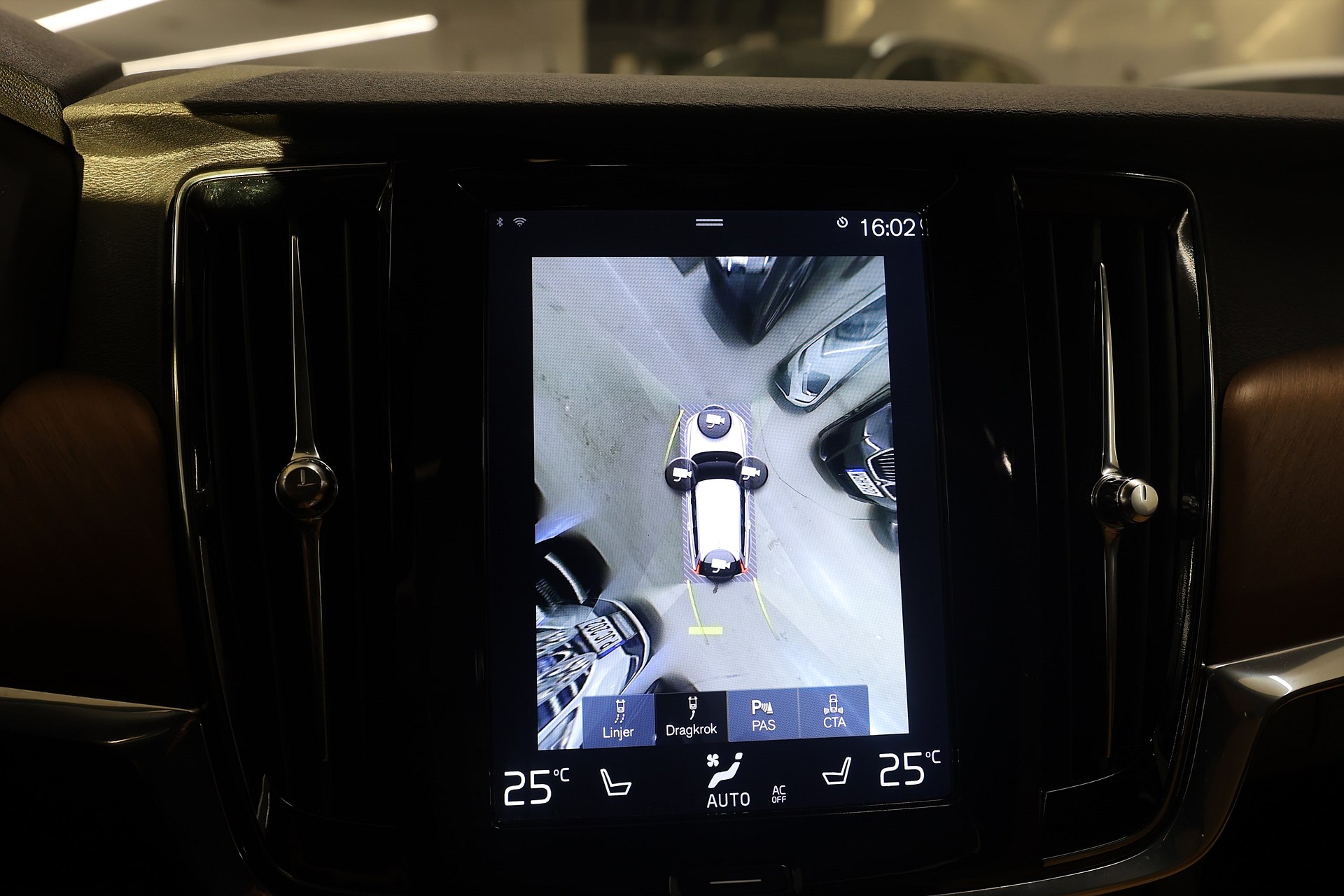 Volvo V90 D4 190hk Inscription Pano Drag 360 Navi Keyless