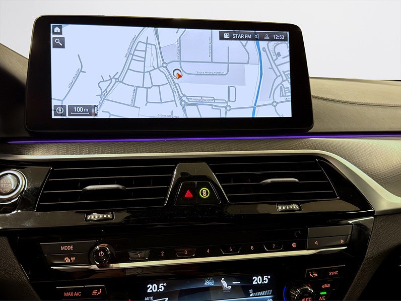 BMW 540d xDrive Touring 340hk M Sport Pano HUD H/K Nappa
