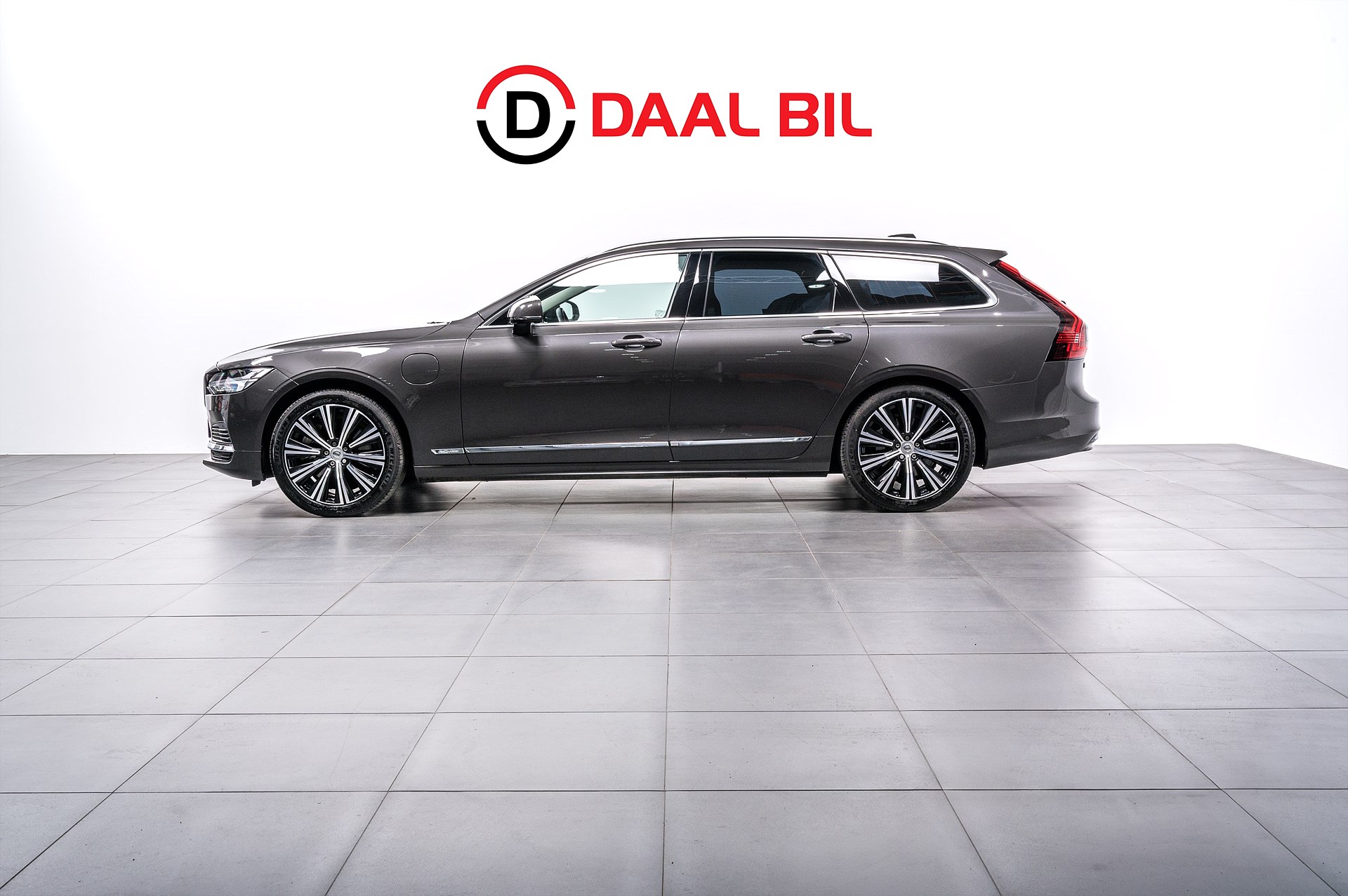 Volvo V90 Recharge T6 AWD Geartronic, 350hk, 2023