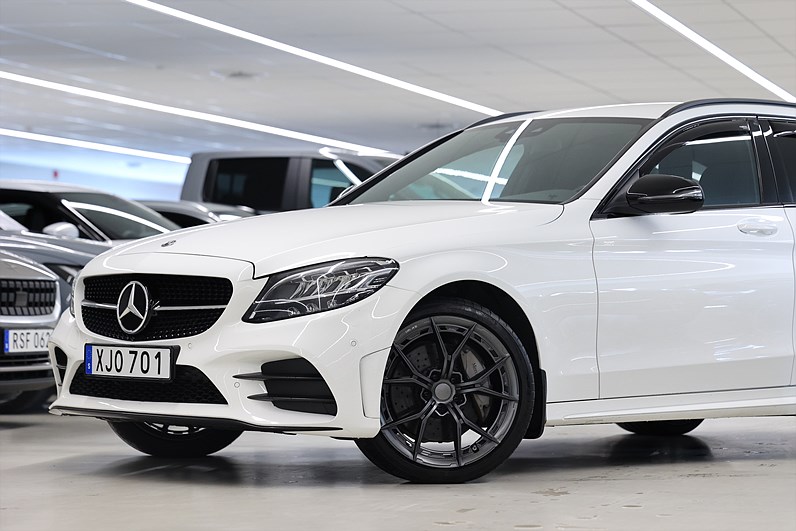 Mercedes-Benz C 300 de AMG Line Night edt B-kamera Drag