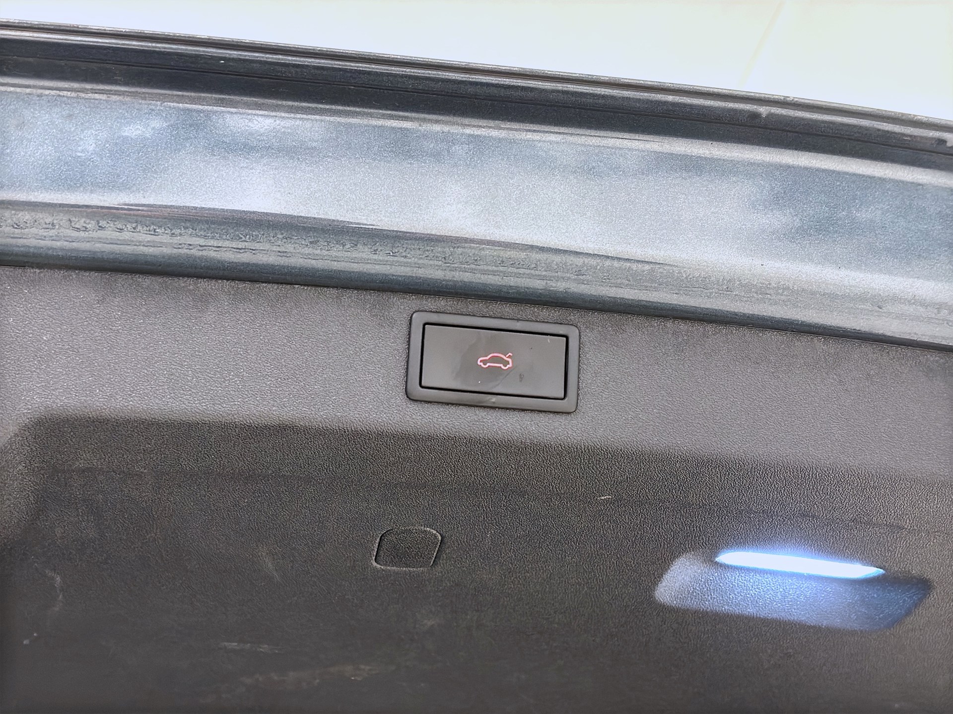 Skoda Enyaq iV 80 204hk HUD 360 Drag Navi CarPlay MOMS