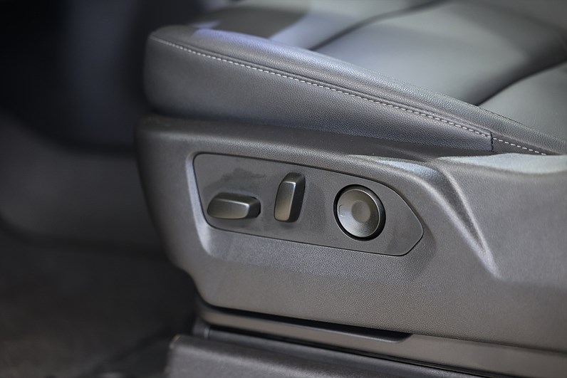 Chevrolet Silverado 6.2 V8 CNG Trail Boss Z71 Offroad 2010kr Årsskatt