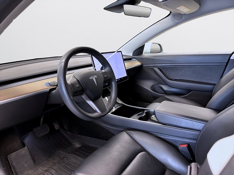 Tesla Model 3 Long Range 440hk Helg på Moberg! Pano B-Kamera