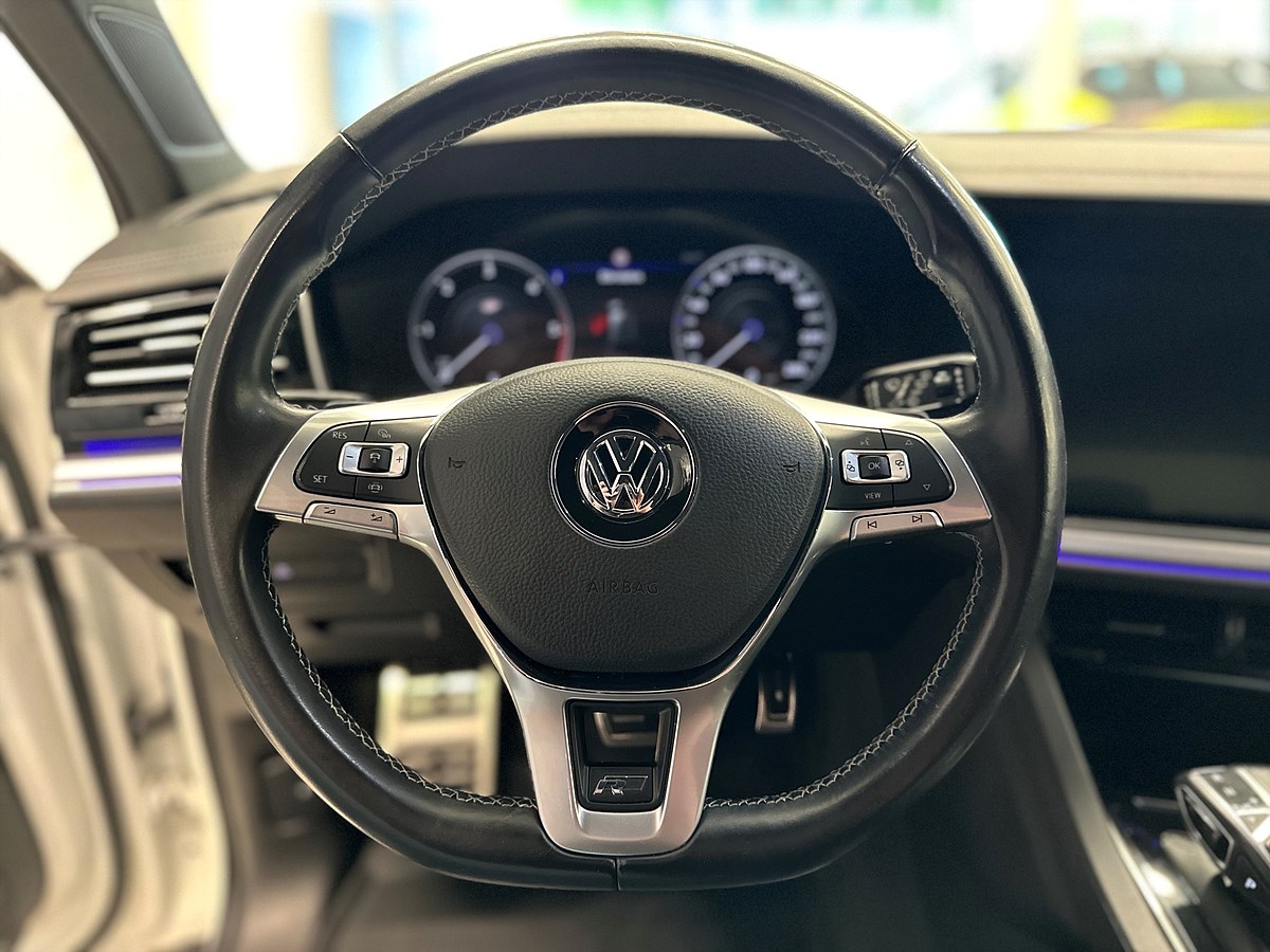 Volkswagen Touareg – bild 15