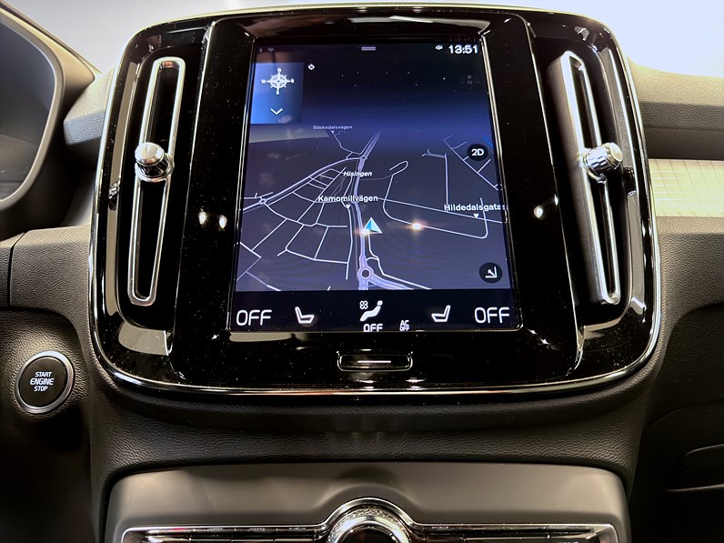 Volvo XC40 Recharge T4 211hk Core Bright B-Kamera Keyless Navi
