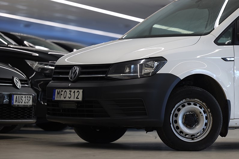 Volkswagen Caddy Maxi 2.0 TDI 102hk Värmare Drag MOMS