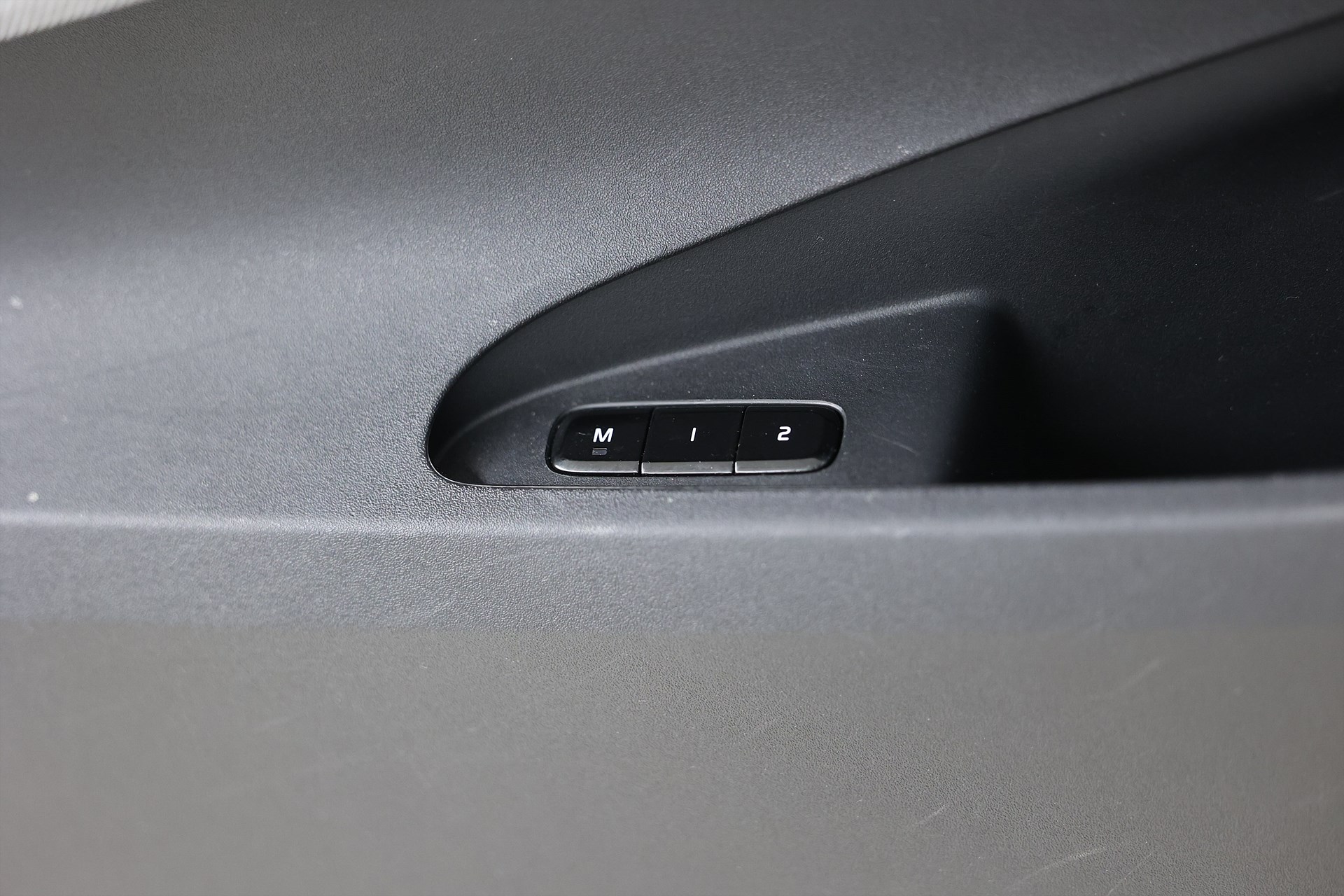 Polestar 2 Long Range Dual Motor 408hk *Hjulkampanj!* Plus H/K Värmare Pano MOMS