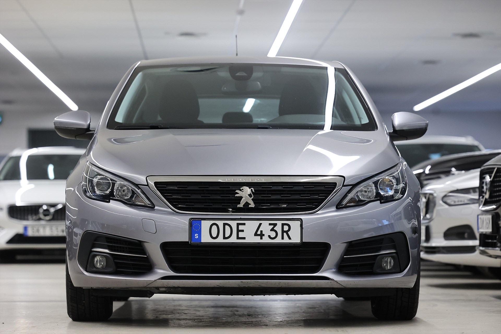 Peugeot 308 1.5 BlueHDi 130hk *Hjulkampanj!* Active PDC Värmare