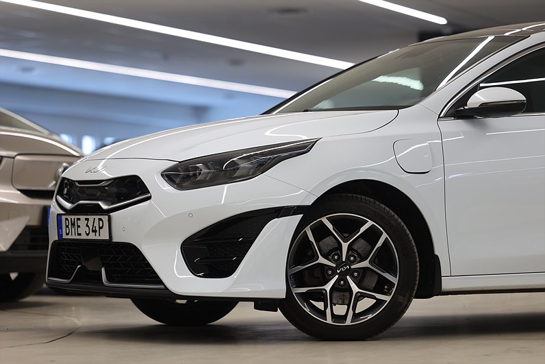 Kia Ceed Sportswagon Plug-in Hybrid 141hk Advance Plus Pano Keyless