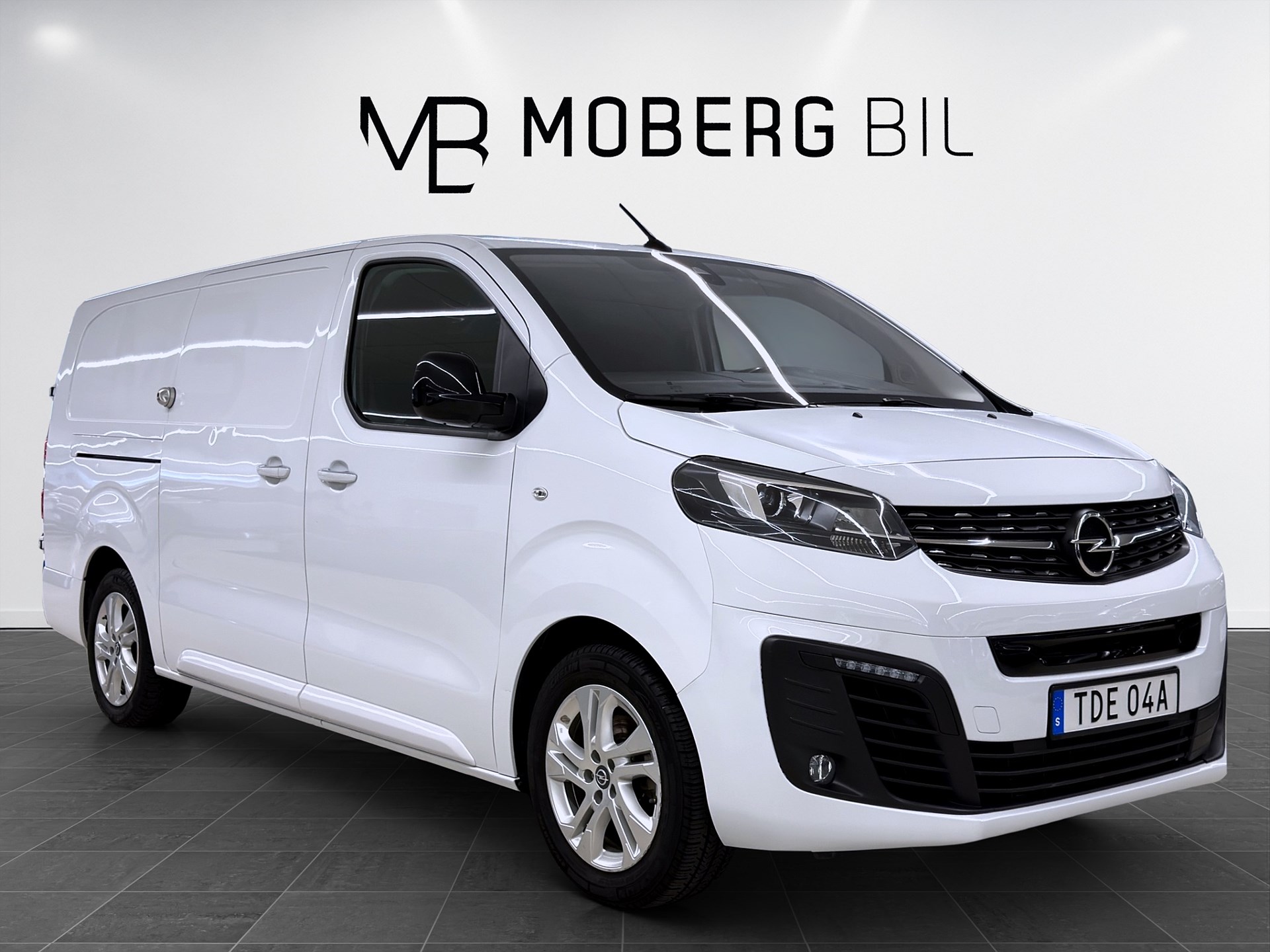 Skåpbil 136hk L3 Drag Keyless Navi B-Kamera PDC