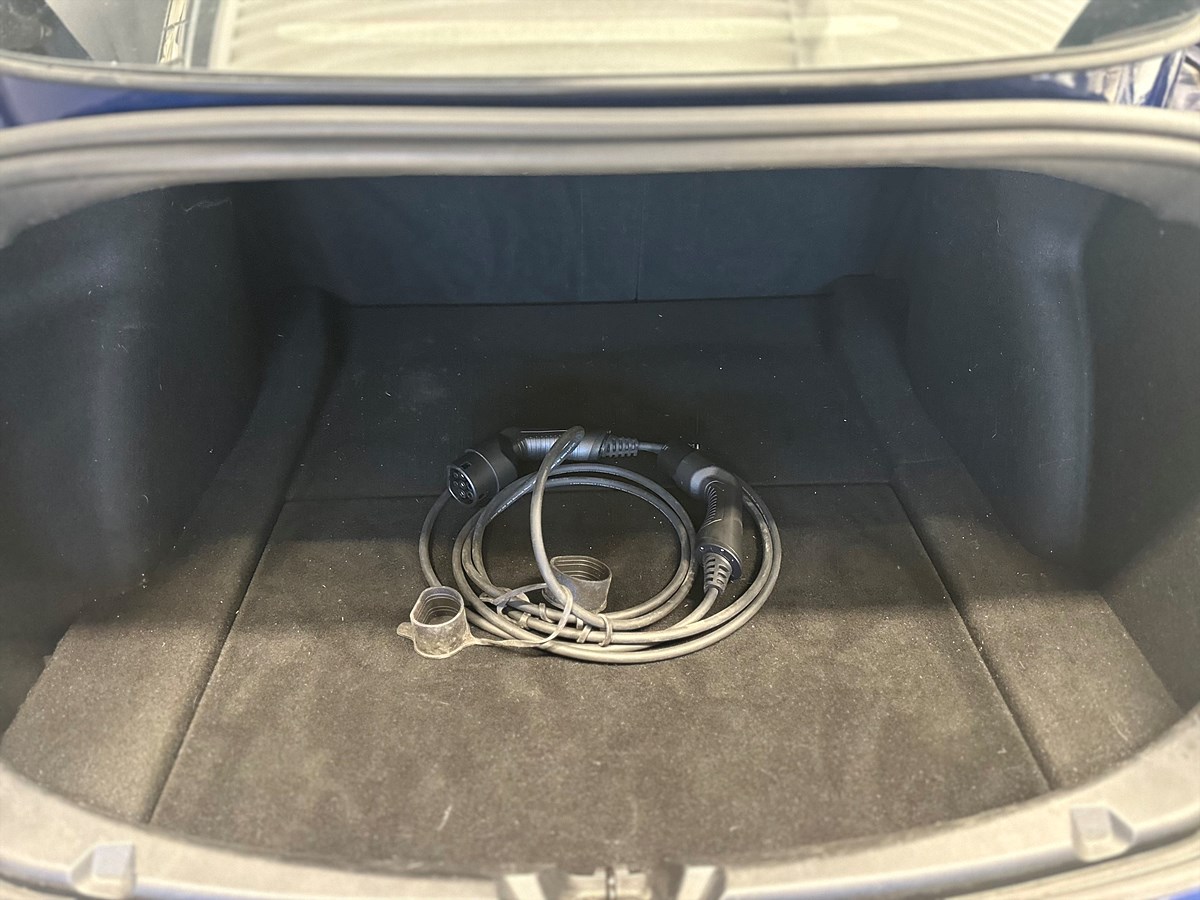 Tesla Model 3 – bild 13