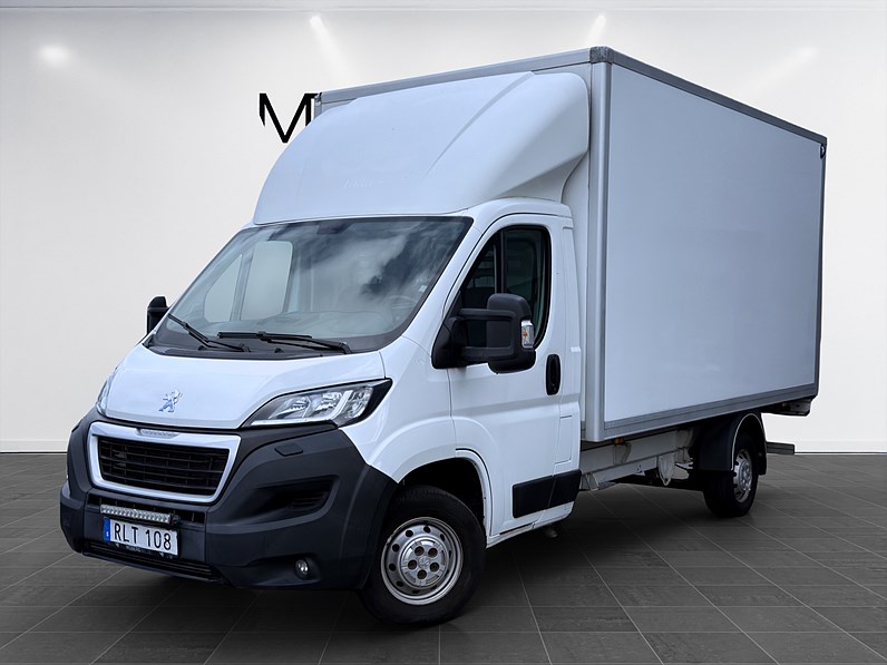 Peugeot Boxer 2.0 BlueHDi 130hk Volymskåp BG-Lyft MOMS