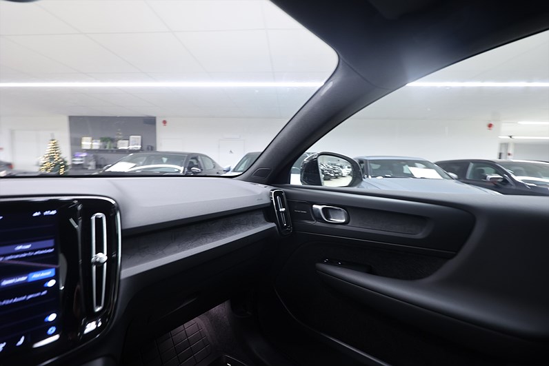 Volvo C40 Recharge Single Motor 231hk *Hjulkampanj!* H/K Pano