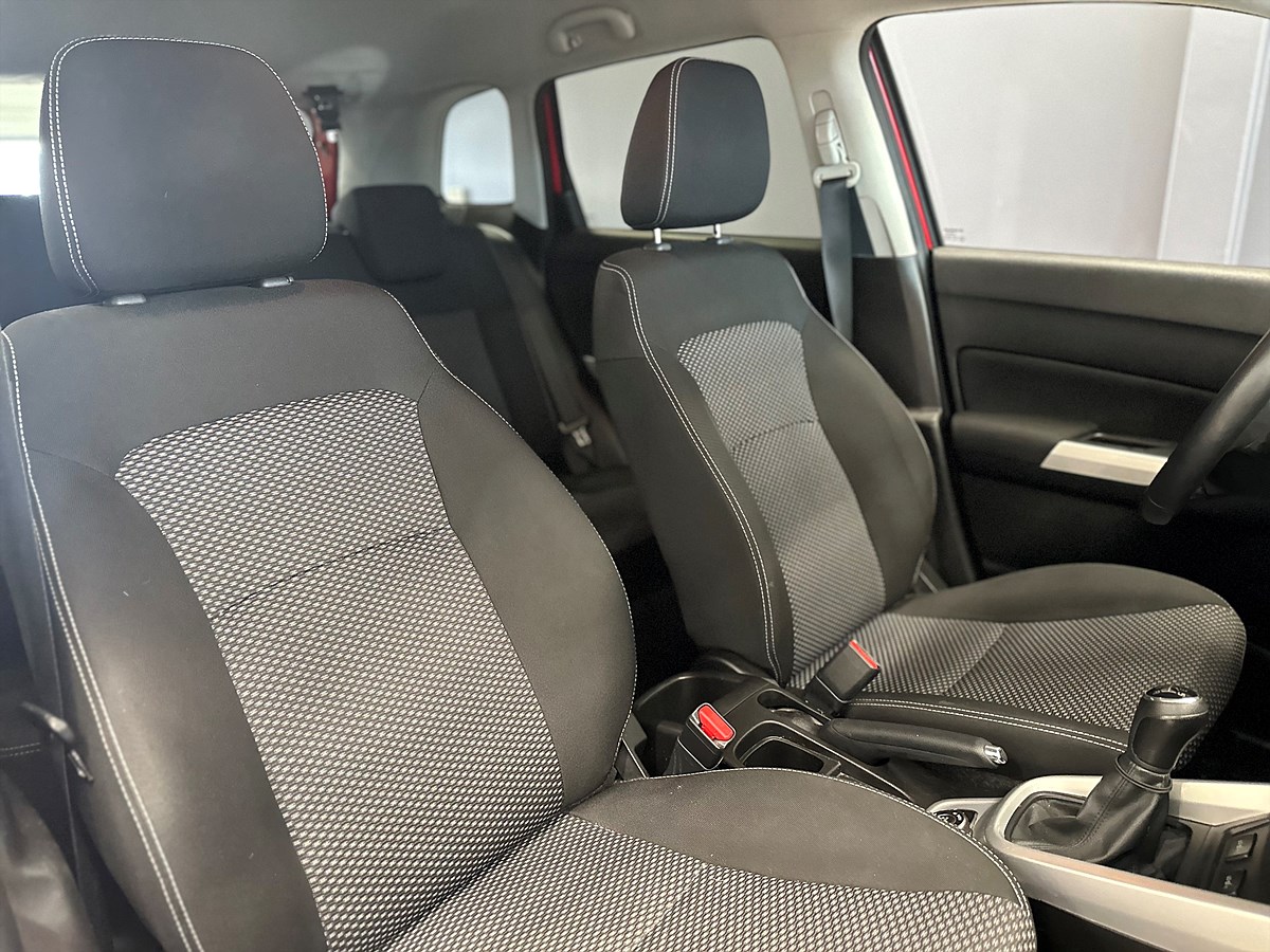 Suzuki Vitara – bild 12
