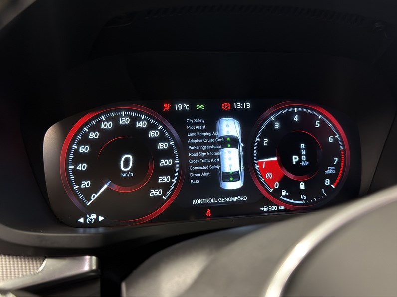 Volvo S60 B5 250hk R-Design B-Kamera Läder Keyless Värmare