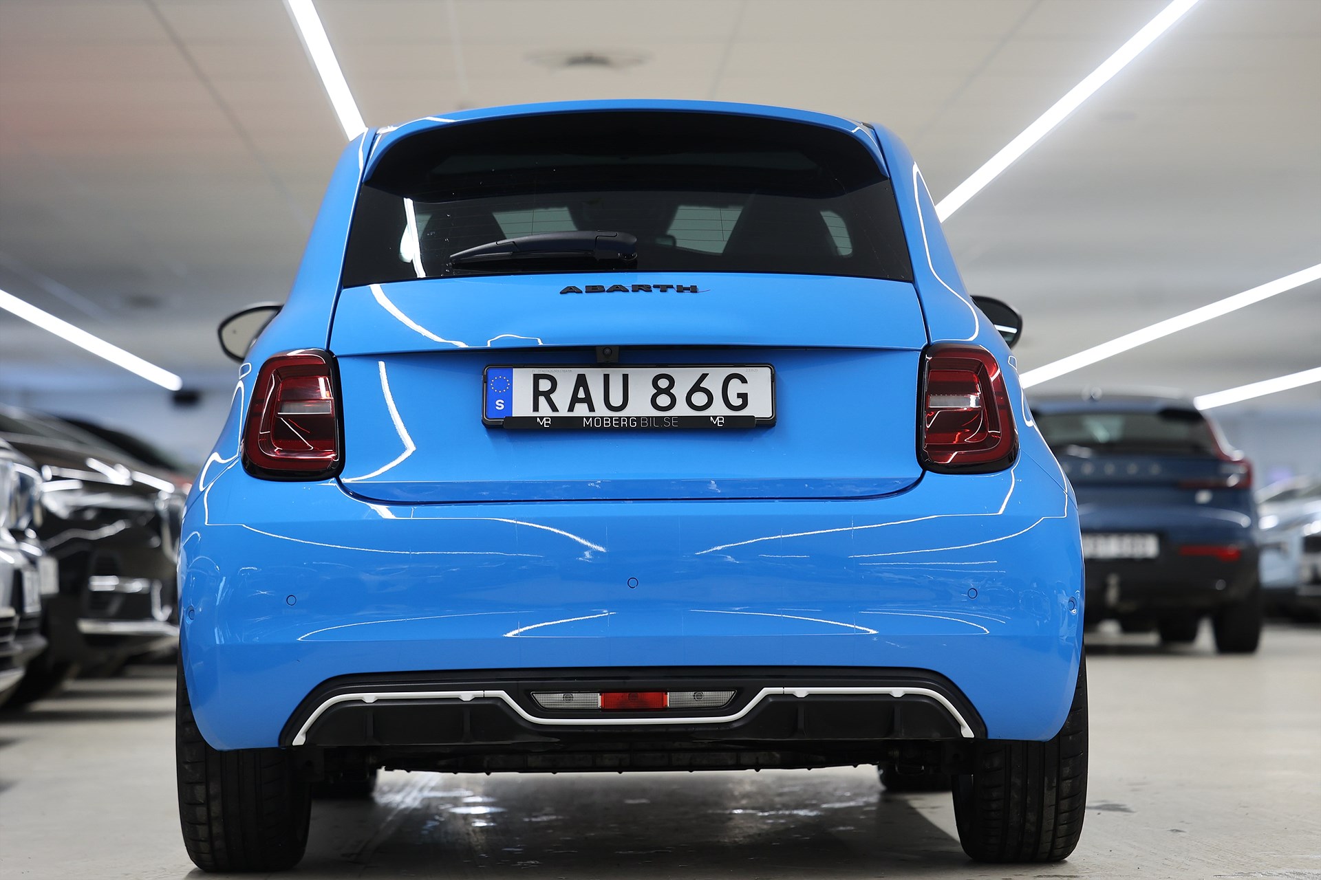 Abarth 500e 155hk *Kampanj!* Scorpionissma Alcantara JBL Pano